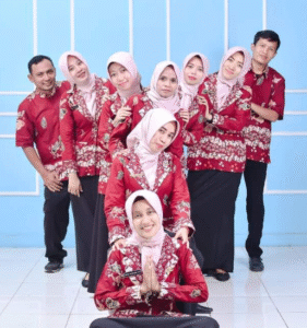 batik berlogo