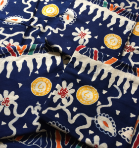 batik berlogo
