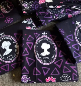 batik berlogo